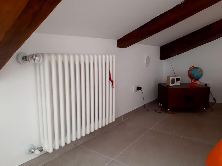Apartamento La Mansarda Delle Mongolfiere Turín Exterior foto